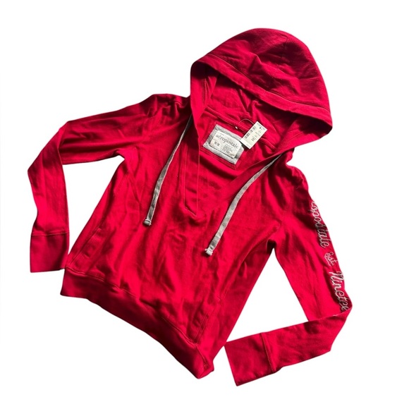 NWT 2010 Deadstock Hooded Long Sleeve V Neck size Medium - Picture 1 of 11